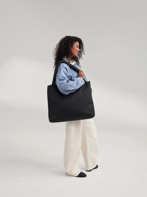 Studio Noos Puffy Mom Bag | Black