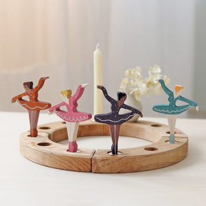 Grimm's Steckfigur Ballerina Rubinrot