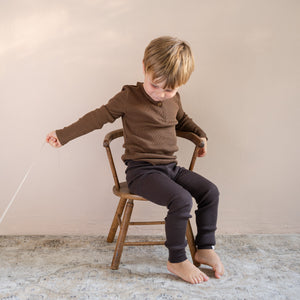 Minimalisma Active Merino Leggins in Dark Chocolate – Detailansicht 5