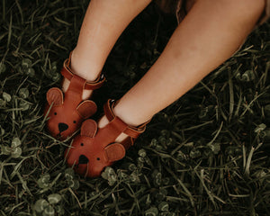 Donsje Babyschuh "Spark Bear" | Cognac Classic