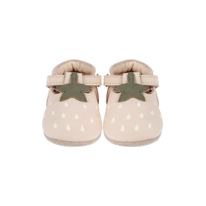 Donsje Babyschuh Nanone Strawberry Powder Nubuck, handgefertigt, Erdbeer-Design, T-Bar-Klettverschluss, Nubukleder