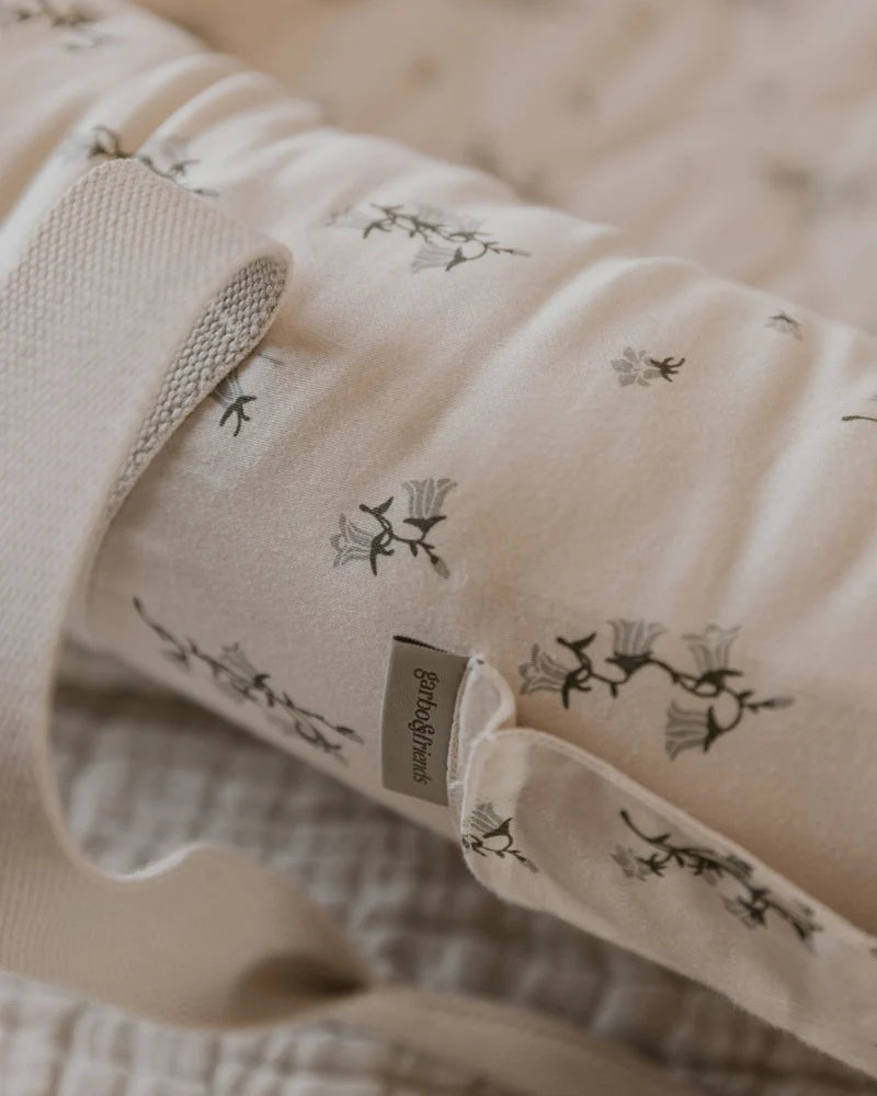 Garbo & Friends Babynest  Bluebell