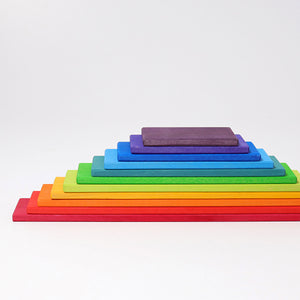 Holzbauplatten in Regenbogen Farben von Grimms Holzspielwaren 