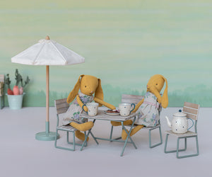 Maileg Gartenset Tisch mit Stuhl und Bank | Miniature