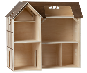 Maileg Mauseloch Bauernhaus – detailreiches Holzhaus für die Maileg Mäusefamilie, individuell dekorierbar mit Möbeln und Accessoires (ohne Inhalt).