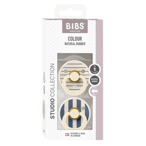 BIBS Studio Colour 2er Pack 0–6 Monate Pin Ivory / Vanilla Mix – runder Latex-Schnuller mit sanftem Schild aus der stilvollen STUDIO Collection.