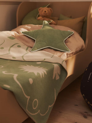 Ferm Living Skye Blanket | Tea Green/Parchment