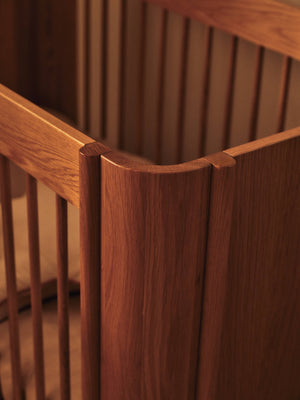 Lit bébé Tilu Ferm Living | Chêne naturel
