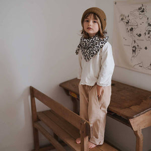 Rose in April Lange en coton 70x70cm | Léo Noir