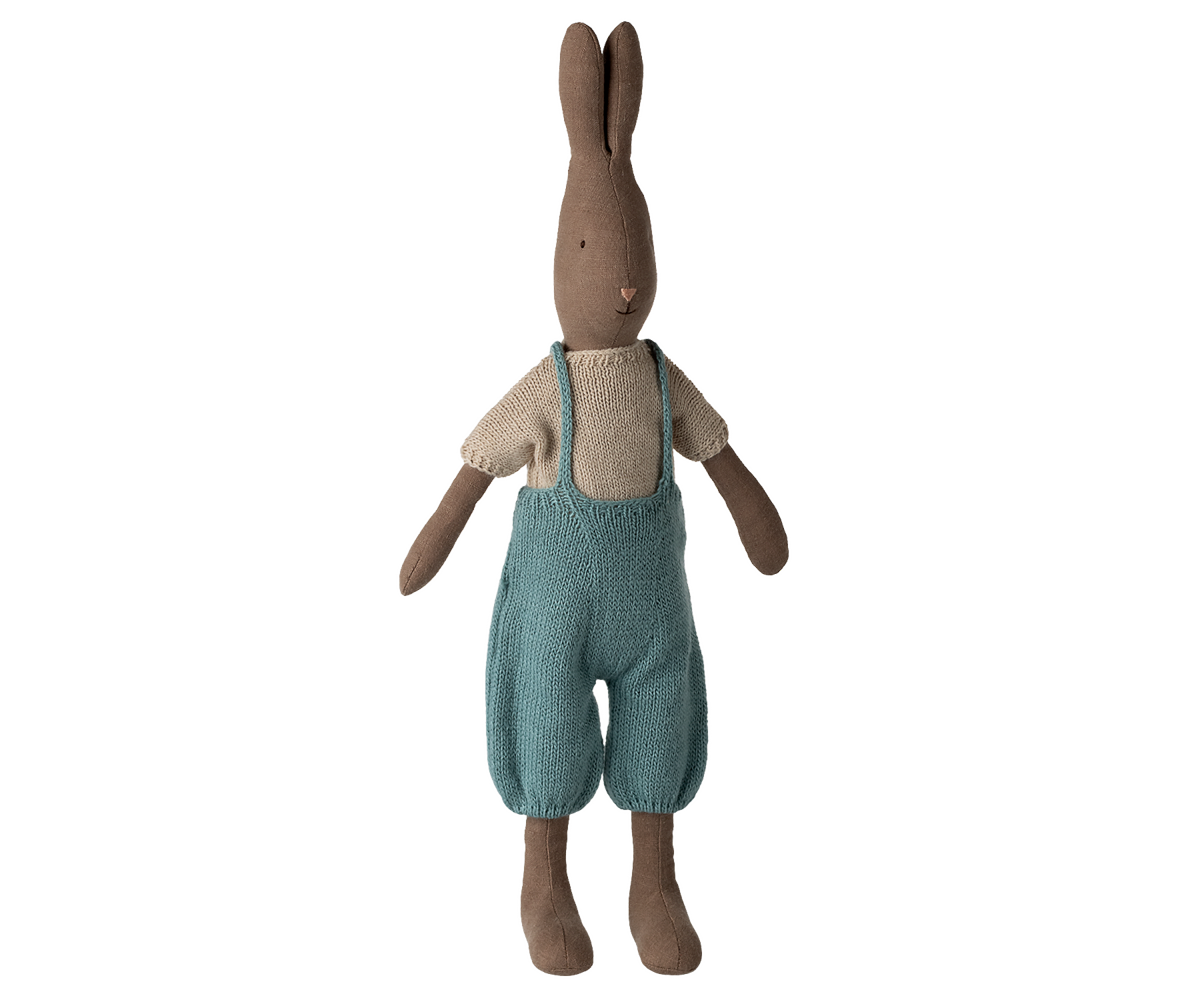Maileg Hase Größe 3 mit gestricktem Pullover und Latzhose 49 cm