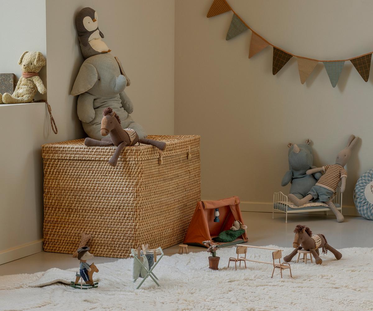 Maileg Cowboy Maus mit Schaukelpferd | Kleiner Bruder