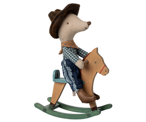 Maileg Cowboy Maus mit Schaukelpferd | Kleiner Bruder