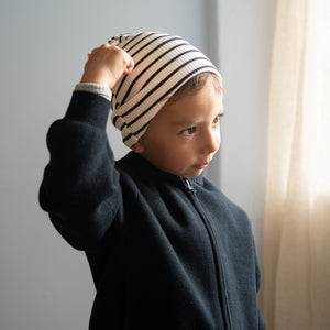 Minimalisma "Bambi" Beanie Seide Baumwolle in Sailor – Detailansicht 5