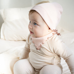 Minimalisma Bambi Beanie Seide Baumwolle in Sweet Rose – Detailansicht 6