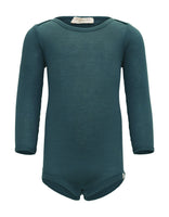 „Babybody ‚Alaska‘ aus 100 % Merinowolle in Ocean von minimalisma – langärmlig, flach liegend, auf neutralem Hintergrund“