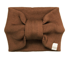 „minimalisma Stirnband ‚Bi‘ in Sailor Chocolate – elastisches Kinder-Stirnband aus Seide-Baumwolle, flach liegend auf weißem Hintergrund“