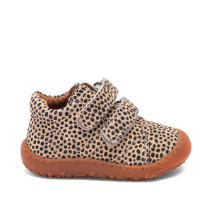 Bisgaard Baby-Schuhe Black Dots aus Leder – bequemer Lauflernschuh mit Punkten für erste Schritte.