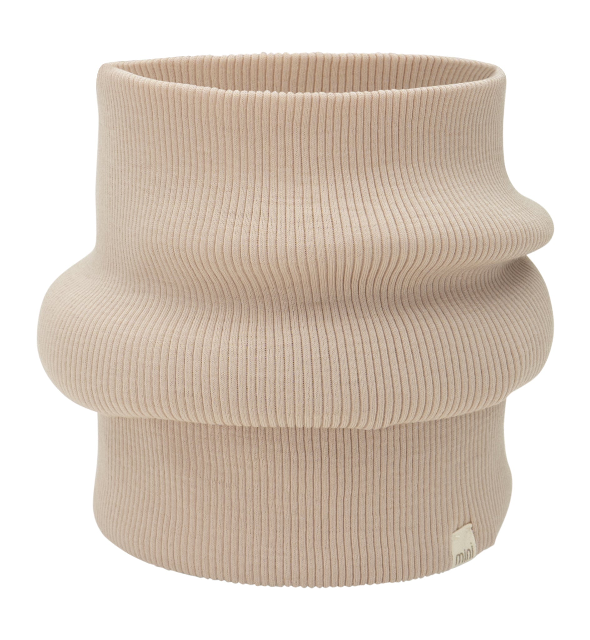 „minimalisma Bandana-Lätzchen in Beige – Baby-Halstuch aus 100 % Merinowolle, weich und temperaturausgleichend, flach liegend auf hellem Hintergrund“