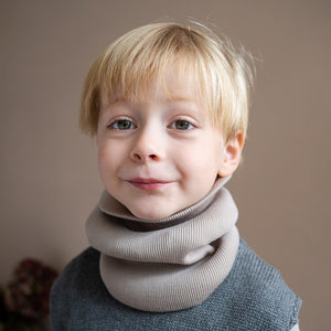 Minimalisma Loop-Schal Merino "Argir " in Hemp – Detailansicht 2
