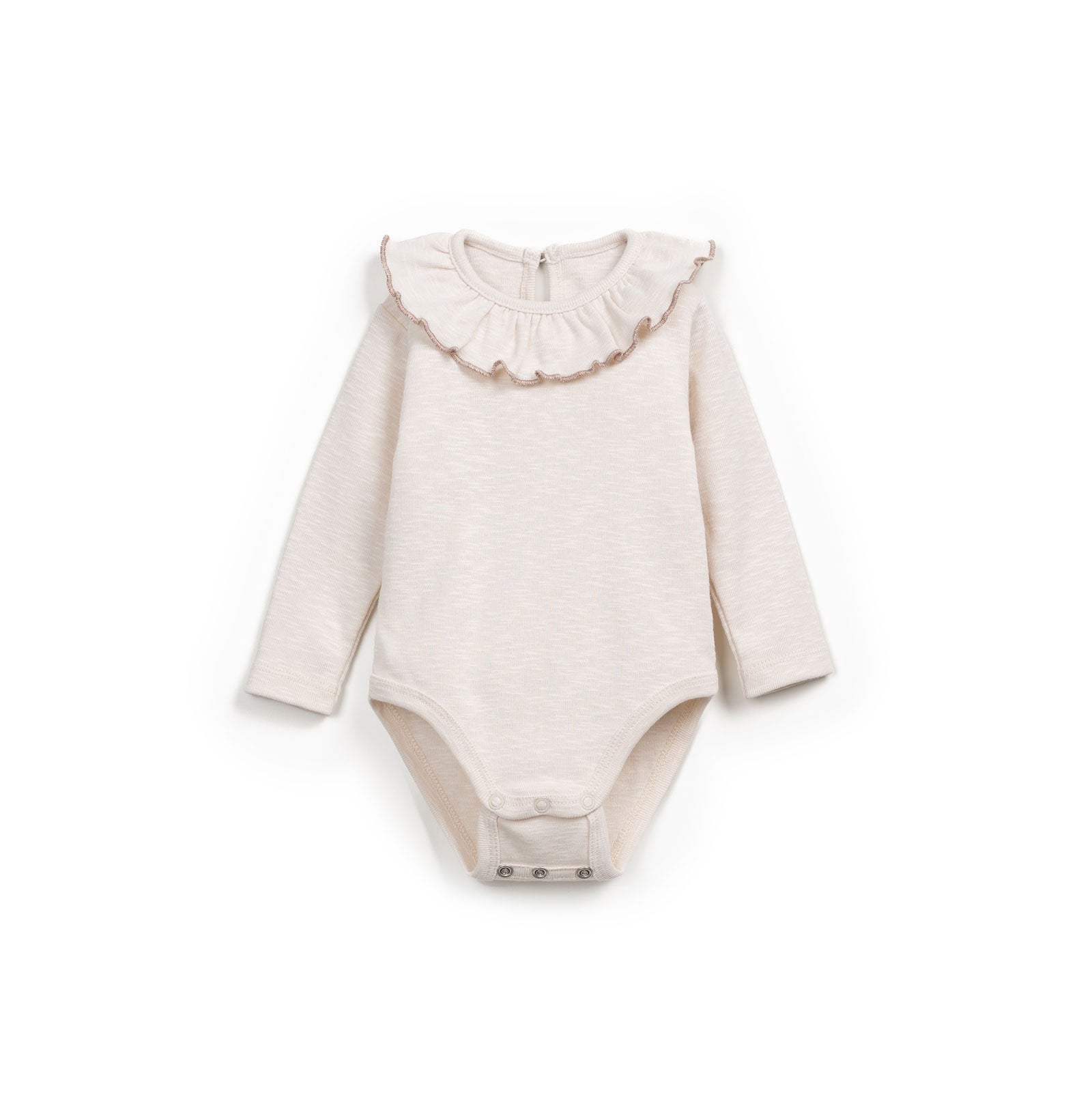 Langarm-Body aus Jersey mit Rüschenkragen und nickelfreien Druckknöpfen im Schritt, hergestellt in Portugal.