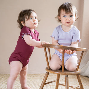 Body manches courtes en soie et coton minimalisma "Buddy" Mauve avec écru