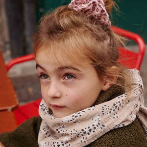 Rose in April Drap en mousseline de coton 70x70cm | Lion