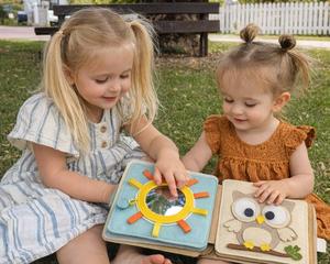 Joymaxx Montessori Beschäftigungsbuch | Guck-Guck-Bär