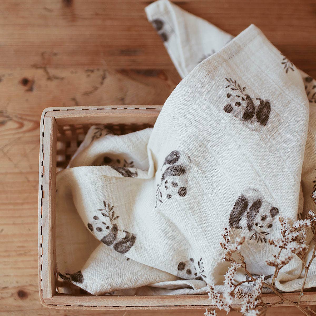 Rose in April Muslin "Bianca" Panda "Natur