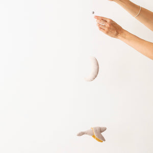 Monocron Minimalistisches Mobile | Mond und Vogel, handgefertigt