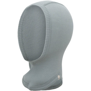 „minimalisma Sturmhaube ‚Alephant in Arctic Mist – Kinder-Balaclava aus Merinowolle, flach liegend auf hellem Hintergrund“