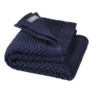 Disana Babydecke in Indigo– weiche Babydecke aus Merinowolle (kbT), atmungsaktiv und hautfreundlich, perfekt für Neugeborene.