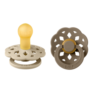Vivosan BIBS Boheme 2er Pack 6–12 Monate Vanilla/Dark Oak – rundes Latex-Saugteil mit sanftem Schild und hautnaher Softness.