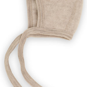 Engel Baby-Häubchen, Schurwolle Fleece in Sand Melange