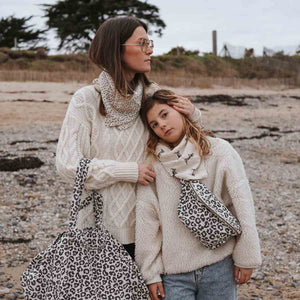 Sac Rose in April "Elisa" | Leo Gris
