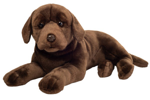 Teddy Hermann Labrador schokobraun liegend 50 cm aus weichem Plüsch als großes Kuscheltier für Kinder