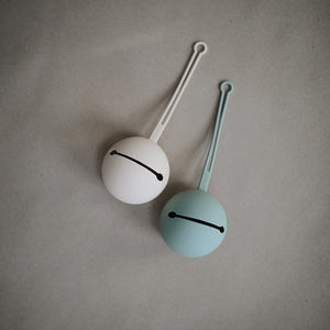 Mushie Silicone Pacifier Case | Shifting Sand