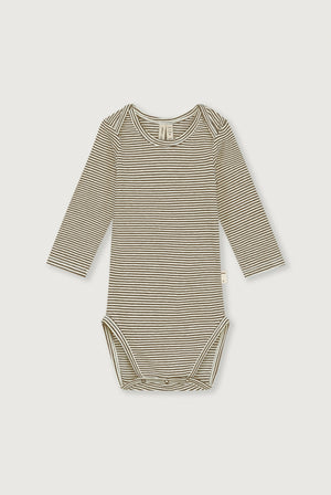 „Gray Label LS Body – Langarmbody für Babys in Nearly Woody/Cream aus Bio-Baumwolle.