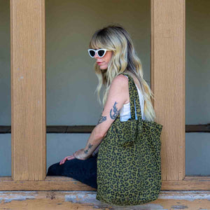 Sac Rose in April Elisabeth | Leo Olive