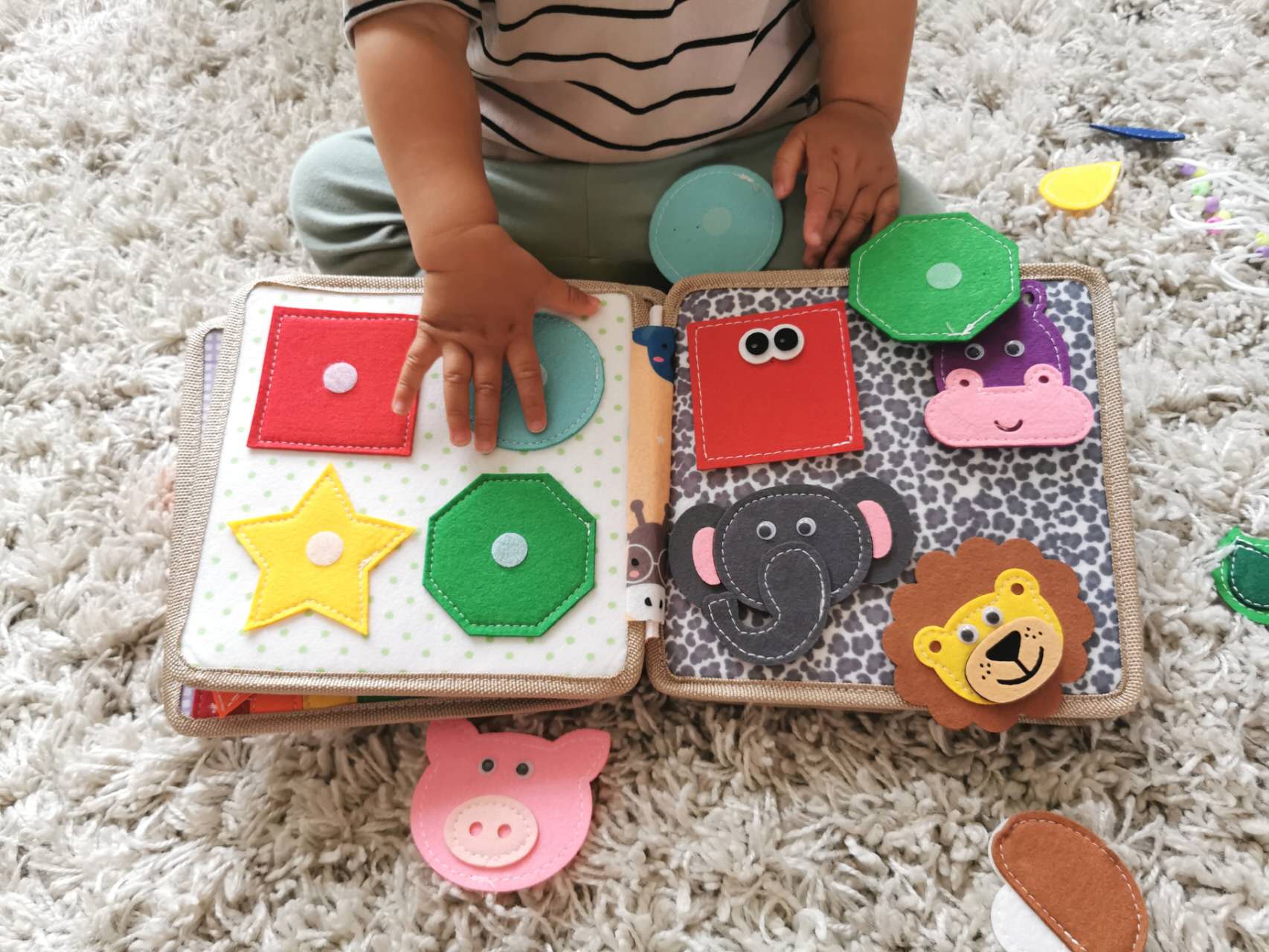 Joymaxx Montessori Beschäftigungsbuch Giraffe für Kleinkinder