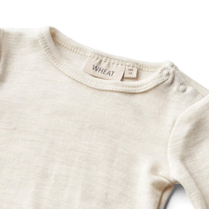 Wheat Woll-Body Langarm Lucca in Eggshell Melange – Detailansicht 2
