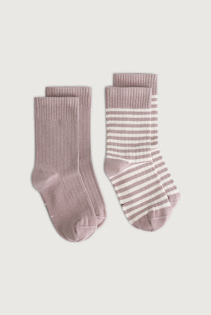 Gray Label Ribbed Socken in Berry-Cream – gerippte Bio-Baumwollsocken für Kinder in Rot-Creme, elastisch & nachhaltig produziert.