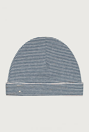 Gray Label Baby Mütze in Blue Grey-Cream – weiche Babymütze aus Bio-Baumwolle mit kontrastfarbener Krempe, ideal für Neugeborene.
