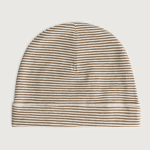 Gray Label Baby Mütze in Woody-Cream – weiche Mütze aus Bio-Baumwolle mit kontrastfarbener Krempe, ideal für Neugeborene.