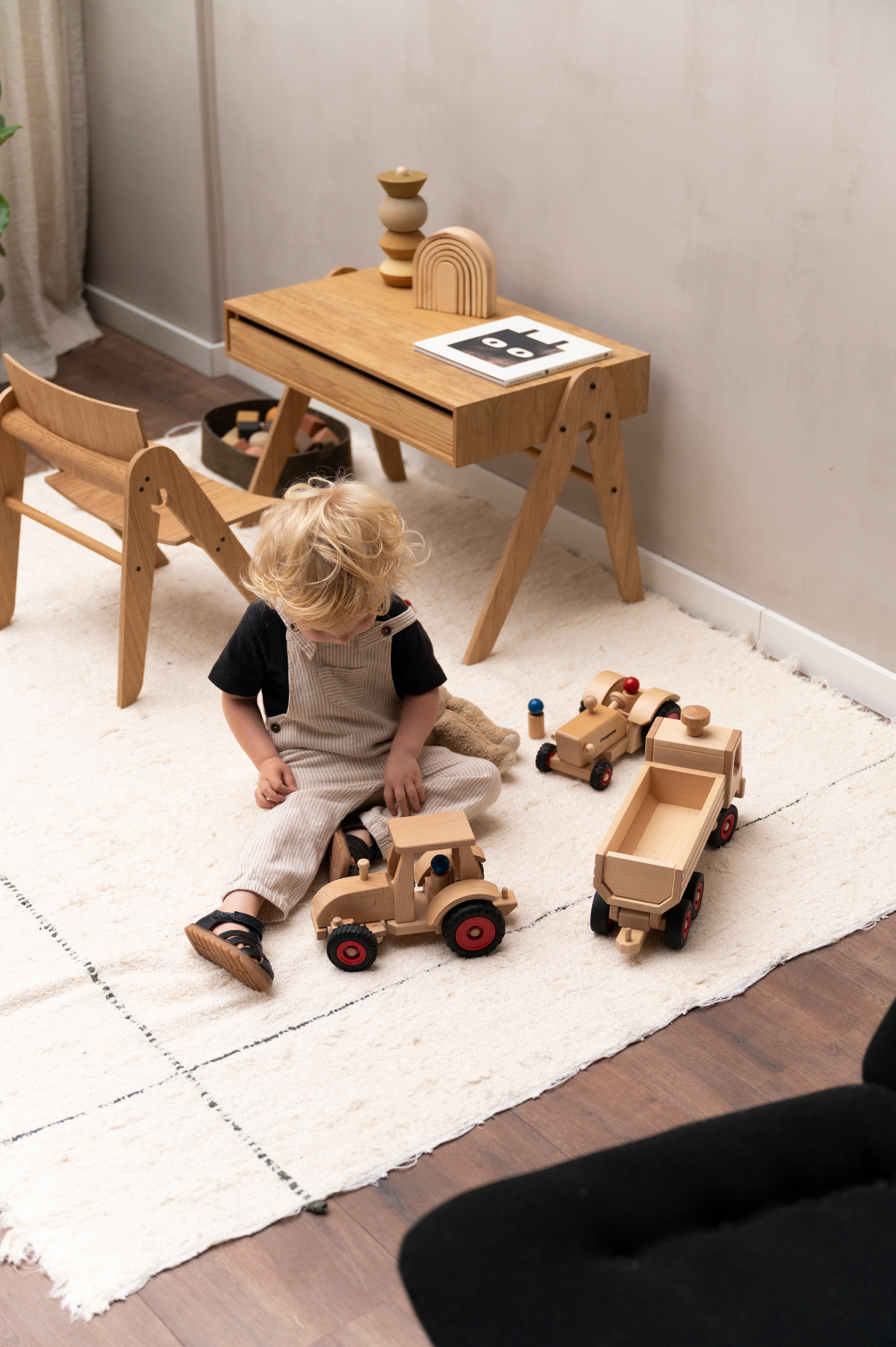 fagus holzspielzeug traktor Fagus Traktor ohne Dach aus Holz – LILYA