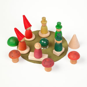 Grapat wooden figures "Nins of the Forest"