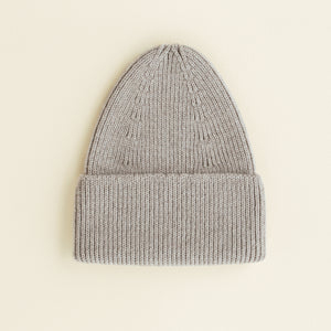 Hvid Adult Beanie "Fonzie" Pebble