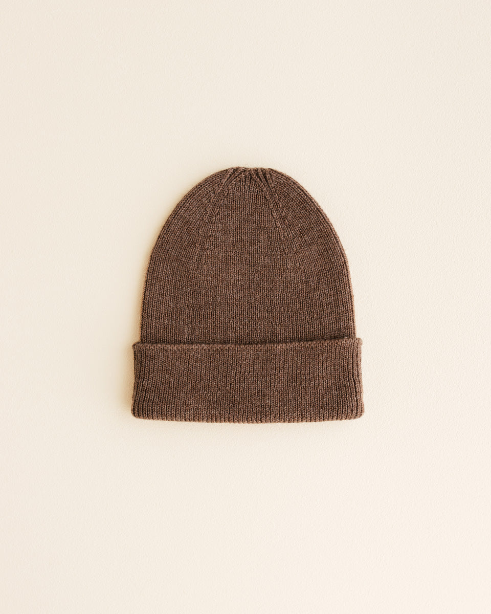 Hvid Newborn Beanie "Fonzie" Mocha
