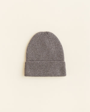 Hvid Newborn Beanie "Fonzie" Otter