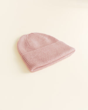 Hvid Newborn Beanie "Fonzie" Powder