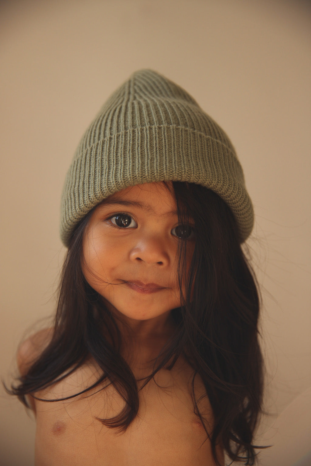 Hvid Kids Beanie "Fonzie" Artichoke